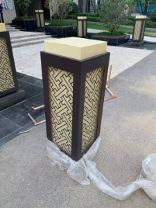 西派國際小區(qū)立柱燈